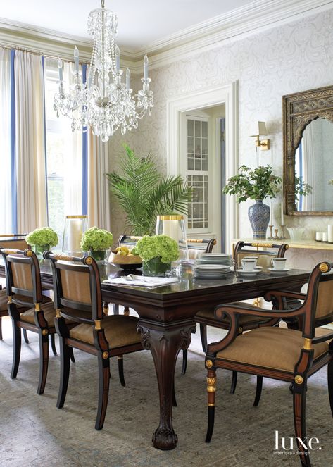 Dining Room Victorian, Rectangular Living Rooms, Traditional Dining Tables, Home Decor Wallpaper, Drawing Room Decor, Traditional Dining Room, Victorian Home, Tv Wall Design, Luxe Interiors