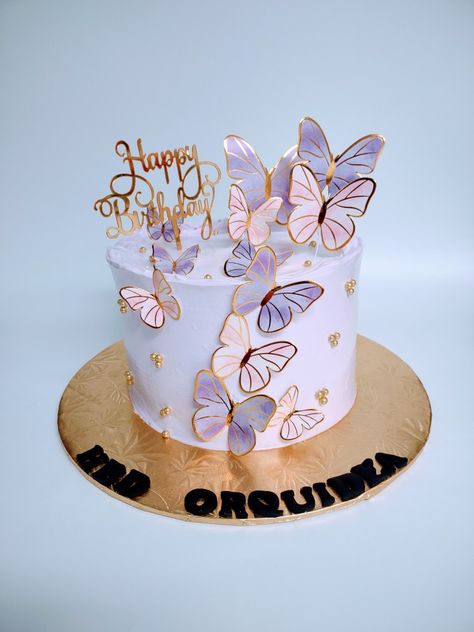 Teenage Girl Birthday Cakes 15, Butterfly Cake Ideas Birthdays, Cakes For Girls Birthday Teenagers, Cake Kupu Kupu, Purple Bday Cakes For Women, Butterfly Design Cake Ideas, 9 Birthday Cake Girl, Purple Butterfly Cakes, Birthday Cake Ideas Butterfly