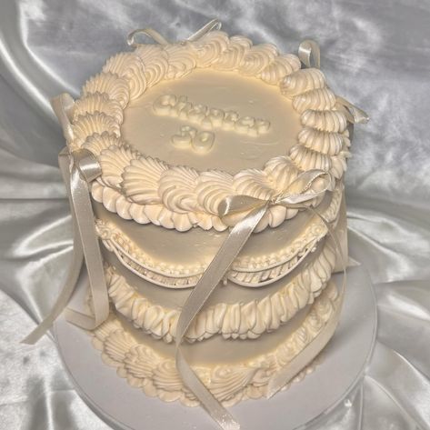 chapter 30🤎 beige/cream color vintage cake #vintagecake #heartcake #whitevintage #birthdaycakeinspo #chapter30 #elegantcake #occakes #explore #orangecountycakes #ocbaker #cakedecorating #buttercreamcake Neutral Color Birthday Cake, Beige Birthday Cake, Beige Cake, Brown Cakes, Beige Party, Beige Birthday, Champagne Birthday, Vintage Birthday Cakes, 50th Bday