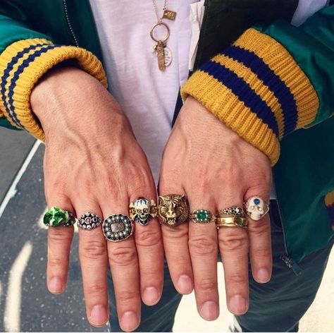 Alessandro Michele, creative director of Gucci Guys Jewelry, Cfda Awards, Gucci Rings, Mens Rings Fashion, Jewelry For Sale, Chunky Jewelry, Alessandro Michele, Shiny Things, Men's Jewelry Rings