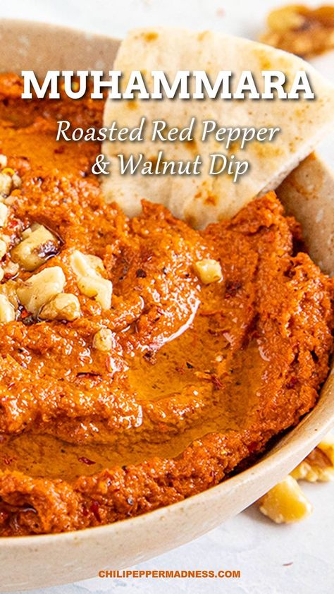 Roasted Red Peppers Recipes, Dip Video, Walnut Dip, Arabisk Mad, Red Pepper Recipes, Middle East Recipes, Roasted Red Pepper, Lebanese Recipes, Indian Snack Recipes