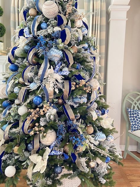 Beautiful Christmas Trees Blue, Blue And White Tree Topper, Blue White Silver Gold Christmas Tree, Silver Blue And White Christmas Tree, Black White Blue Christmas Tree, Silver White Blue Christmas Tree, Grey And Blue Christmas Tree, Blue White And Silver Christmas Tree Decorating Ideas, Blue And White Tree Decorations