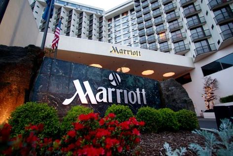 Marriott to launch Airbnb-like home-rental business, reports say Monopoly Money, Marriott Bonvoy, Hotel Industry, Hotel Chain, Jw Marriott, Marriott Hotels, Data Breach, Design Hotel, Hotel Guest