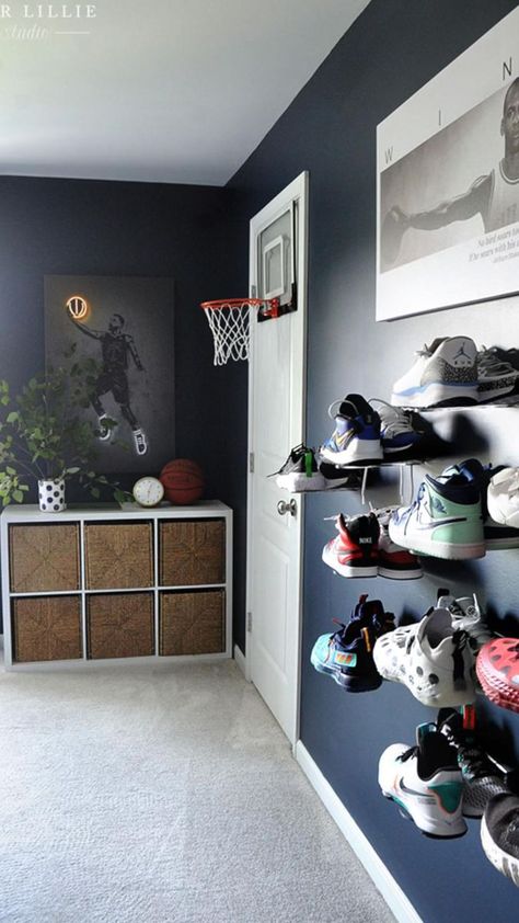 Teenage Accent Wall Bedroom, Master Bedrooms Farmhouse Modern, Teen Boy Room Shoe Display, Painted Boys Room, How To Set Up A Bedroom, Big Kid Bedroom Boy, Teen Rooms Boys, Wall Painting Ideas Bedroom Boys, Basketball Teen Room