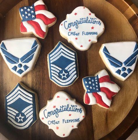 Air Force Promotion Cookies!! #sugarcookies #airforcecookies #cookies Retirement Cake Air Force, Air Force Chief Promotion Party, Airforce Cookies, Cmsgt Promotion Party, Air Force Retirement Party Decorations, Air Force Retirement Cookies, Air Force Promotion Cake, Air Force Cookies Decorated, Air Force Promotion Party