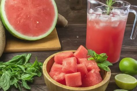 Watermelon Moonshine Recipe: How to Make It at Home - RecipeStrip Hunch Punch Moonshine Recipes, Salty Watermelon Whiskey Recipes, Watermelon Moonshine, Watermelon Moonshine Recipe, Watermelon Moonshine Recipe With Everclear, Jack Daniels Watermelon Punch, Strawberry Lemonade Moonshine Recipe, Moonshine Recipes, Homemade Liquor