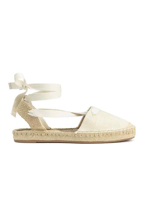 High Street Hits Lace Up Espadrilles Flats, Riviera Chic, White Flat Shoes, Latest Summer Fashion, White Espadrilles, Lace Sandals, H&m Shoes, Lace Up Espadrilles, Sandals Flats