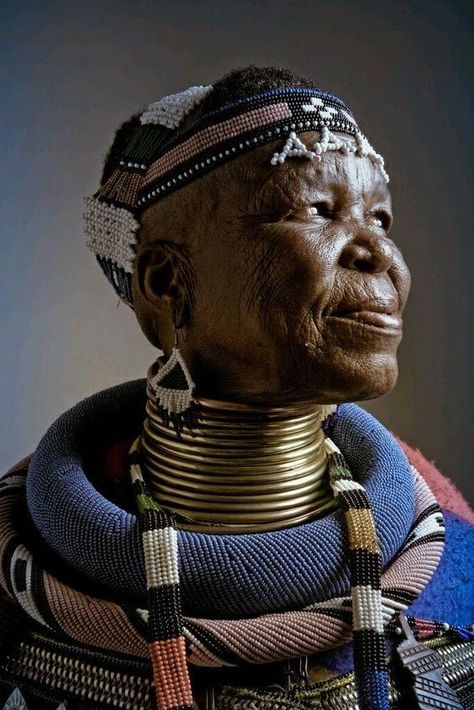 Before you visit, here's all you need to know about the South African culture - written by a native. Pin it. #culture #southafricanculture #southafrica #worldtravel Esther Mahlangu, Neck Rings, African People, We Are The World, Old Woman, African Culture, People Of The World, African Beauty, World Cultures