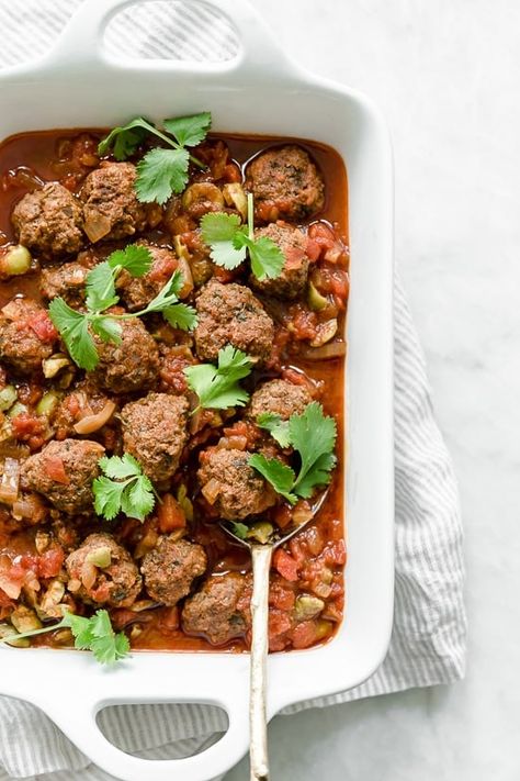 Skinnytaste Crockpot, Kefta Meatballs, Betr Recipes, Moroccan Kefta, Veal Dishes, Moroccan Dinner, Moroccan Meatballs, Gluten Free Meal Prep, Advocare Recipes