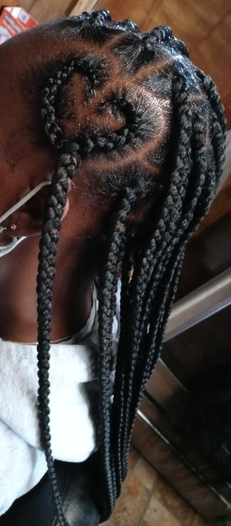 Jumbo Knotless Box Braids With Heart, Box Braids With Heart Design, Knotless Box Braids With Heart, Box Braids With Heart, Heart Box Braids, Heart Braided Hairstyles, Braids With Heart Design, Knotless Braids With Heart, Braids With Heart