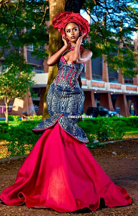 Tsinda 237 - Cameroon 🇨🇲 Cameroonian Traditional Dresses, Robe Dote, Chitenge Designs, Cameroon Clothing, Chilanga Mulilo, Chitenge Dresses, African Print Wedding Dress, South African Traditional Dresses, African Traditional Wedding Dress