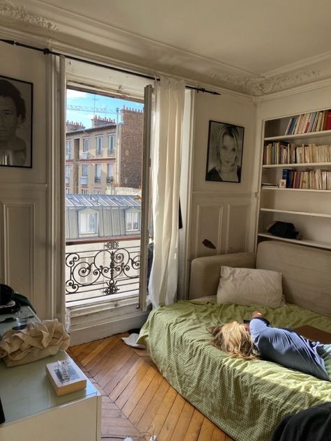 Quiet Life, Room Deco, Parisian Apartment, Paris Apartments, Aesthetic Home, Dream Apartment, House Room, Apartment Inspiration, Room Inspiration Bedroom