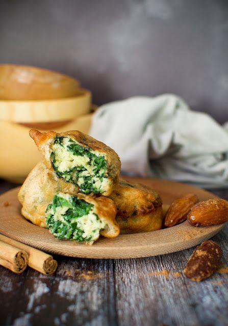 Tudor Spinach Fritters Spinach Fritters, Historical Recipes, British Cooking, Caraway Seeds, Best Of British, Roasted Meat, Fatty Fish, Old Recipes, British History