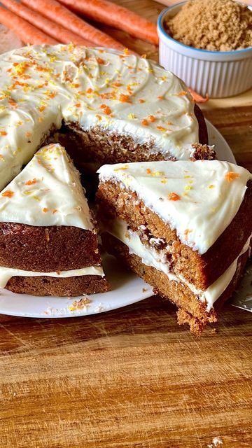 Best Carrot Cake Recipe, The Best Carrot Cake, Cake Carrot, Homemade Carrot Cake, How To Make Frosting, Best Carrot Cake, Carrot Cake Recipe, Fall Desserts, Carrot Cake