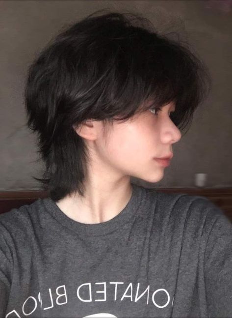 Hangodango on tiktok Haircut By Face Shape, Hair Styles Girl, Short Hair Korean, Diamond Shaped Face, Shaved Haircut, Haircut Reference, Non Binary Haircuts, Tomboy Haircut, Barber Style