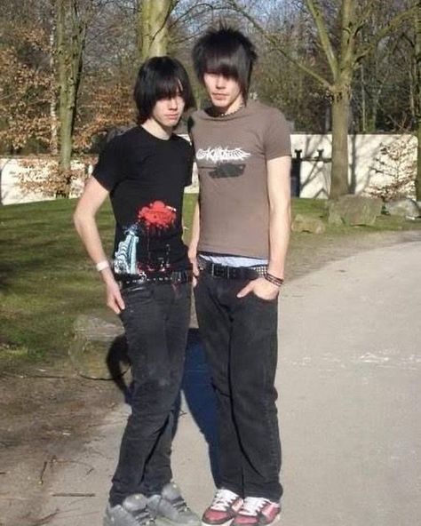 Ja I Ty, 2000s Scene, Emo Love, Scene Boys, 2000s Emo, Outfits 2000s, Emo Aesthetic, Scene Queens, Scene Outfits