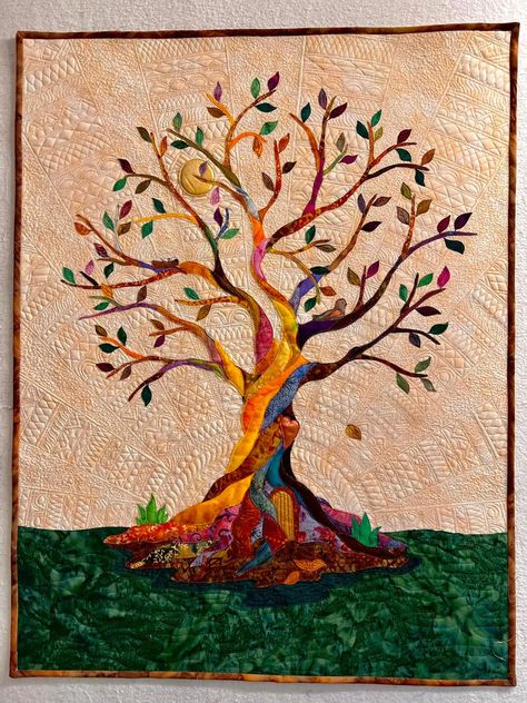 Family Tree Quilt Patterns, Tree Of Life Quilt, Family Tree Quilt, Landscape Art Quilts, Tree Of Life Art, Quilt Wall, Raw Edge Applique, Handmade Wall Decor, Quilt Art