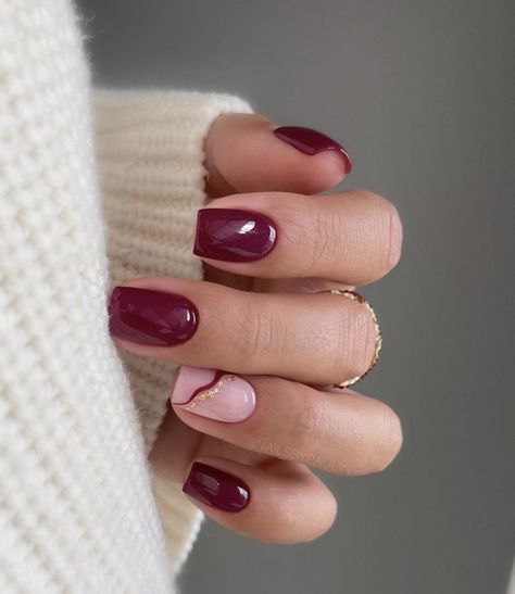 Burgundy Acrylic Nails, Kutek Disney, Milky Nails, October Nails, Nagel Tips, Christmas Gel Nails, Simple Gel Nails, Smink Inspiration, Burgundy Nails