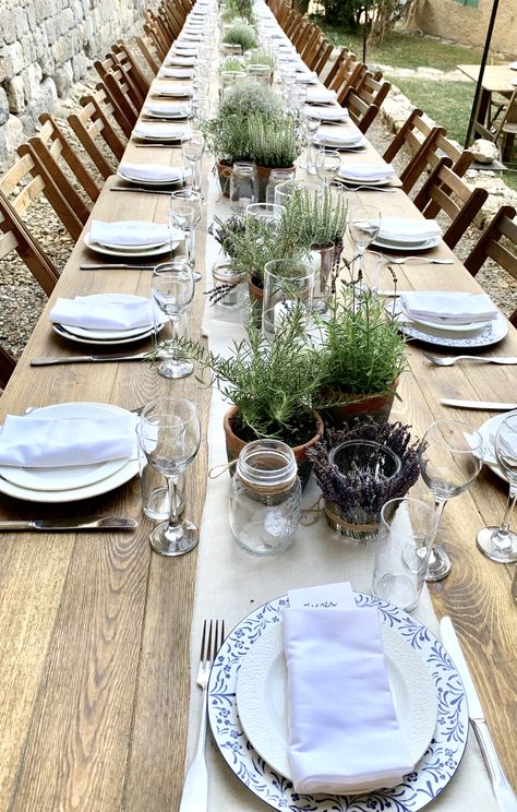 Kinfolk Dinner, Outdoor Dinner Party, Long Table Wedding, Deco Champetre, Tafel Decor, Outdoor Dinner, Table Inspiration, Long Table, Wedding Table Settings