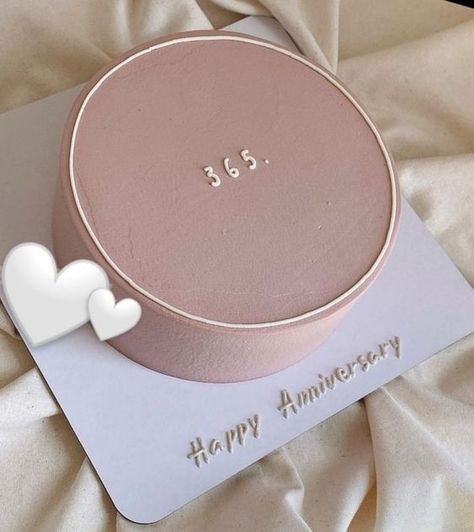 Small Aesthetic Cake Ideas, Korean Cake Birthday Simple Pastel, Minimalist Anniversary Cake Design, Minimalist Cake Design Simple, Cute Minimalist Cake Birthday, 365 Cake Aesthetic, Aesthetic Wedding Cake Korean, Mini Cake Aesthetic Simple, 30th Birthday Cake Husband