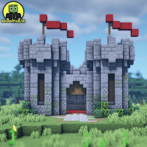 Castle Easy Minecraft, Castle In Minecraft Easy, Small Medieval Castle Minecraft, Small Castles Minecraft, Minecraft Castle Ideas Easy, Minecraft Castle Ideas Simple, Starter Minecraft Base, Minecraft Starter Castle, Simple Minecraft Castle