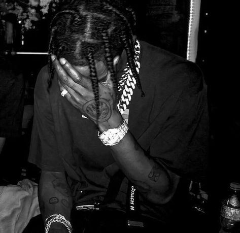 Travis Scott Aesthetic, Manga Man, Travis Scot, Lowkey Rapper, Rap Singers, I Miss Your Smile, Travis Scott Wallpapers, Photoshop Pics, Alien Stage