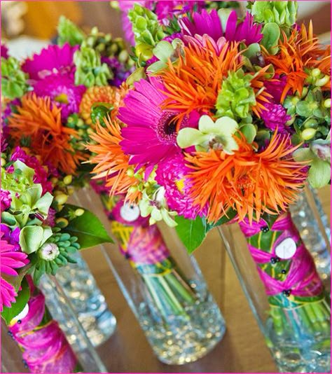 Purple Boutonniere, Orange Centerpieces, Orange And Pink Wedding, Fiesta Tropical, Wedding Reception Flowers, Boda Mexicana, Simple Centerpieces, Purple Wedding Flowers, Wedding Flowers Summer