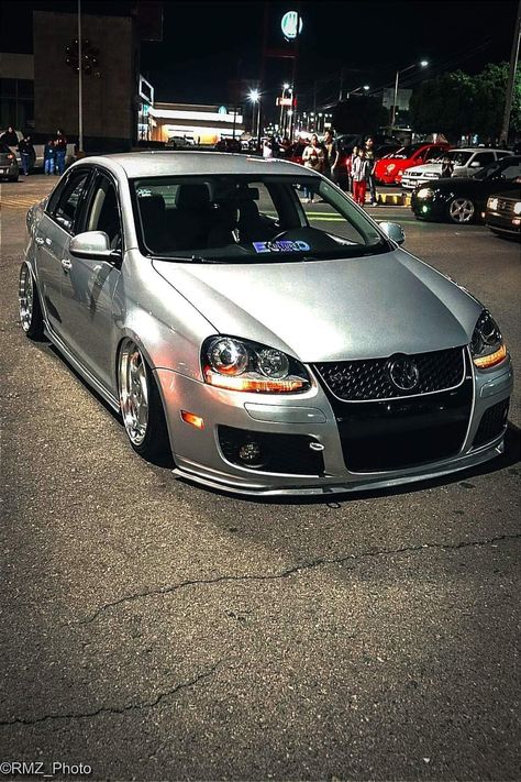 Vw Bora Tuning, Jetta A4, Jetta Tdi, Jetta Mk5, Stance Cars, Chrysler New Yorker, Tony Montana, Graffiti Wallpaper, Motor Sport