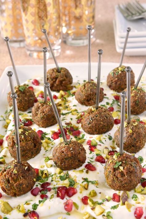 Turkey Falafel Bites Gourmet Appetizers, Skewer Appetizers, Kebabs On The Grill, Appetizer Platters, Appetizer Bites, Party Appetizer, Arabic Food, Lean Protein, Side Recipes