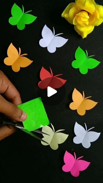 Simple Butterfly Craft, How To Make A Paper Butterfly, How To Make A Butterfly Out Of Paper, How To Make Butterfly With Paper, Butterfly Making With Paper, Paper Butterflies Diy, Butterfly Crafts For Kids, Paper Butterfly Crafts, How To Make Butterfly