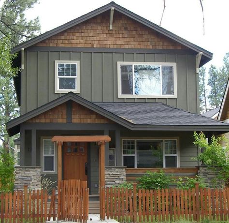 Exterior Design Craftsman, Green House White Windows Black Trim, Green Exterior Barndominium, Rustic Cabin Siding Ideas, Green Sided House, Cushing Green Benjamin Moore Exterior, Stained Shiplap Wall Bedroom, Midwest Exterior House Colors, Dark Green House With Cedar Accents