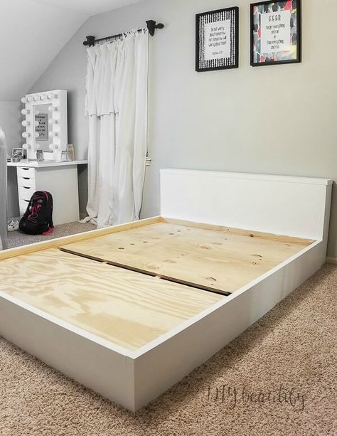 How to Build a Modern Platform Bed for $125! - DIY Beautify - Creating Beauty at Home Diy Platform Bed Plans, Diy Platform Bed Frame, Build A Platform Bed, Diy Bed Frame Easy, Platform Bed Plans, Bed Frame Plans, Platform Bed Designs, Diy Platform Bed, White Bed Frame