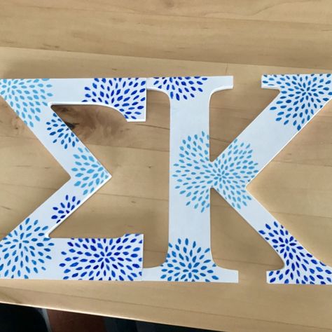 Decorative Sigma Kappa letters for Little. #sigma #kappa #letters #painted #wall #sorority Sigma Kappa Letters Painted, Sorority Decorations Room, Sorority Letter Painting Ideas, Painting Sorority Letters, Delta Zeta Letters Painted, Kappa Delta Letters Painted, Cute Letter Painting Ideas, Greek Letter Painting Ideas, Kappa Delta Letters