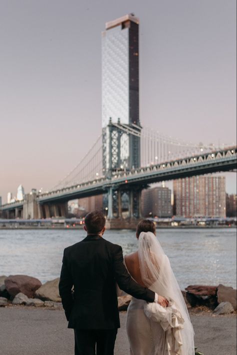 New York Wedding Photography, Old New York Wedding Aesthetic, Nyc Wedding Dress, New York Wedding Photos, New York Wedding Aesthetic, Brides Photoshoot, Brooklyn Elopement, Nyc Shoot, Dog Wedding Photos