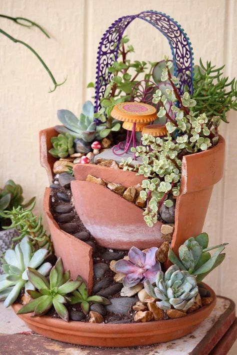 15 Crafty People Who Turned Someone Else's Trash Into Their Treasure – InspireMore