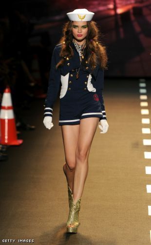 Nautical Catwalk Nautical Chic, Virgin Island, Yacht Builders, Nautical Outfits, Professional Work Outfit, Sea Captain, Teaching Outfits, Curvy Petite Fashion, Sailor Fashion