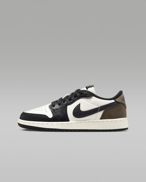 Make new moves in the Air Jordan 1 Low OG. Remade with the classic details, it combines a comfortable feel with the timeless style of one of culture's greatest sneaker creations. Shown: Sail/Dark Mocha/Black Style: CZ0858-102 Jordan 1 Low Men, Jordan Low 1, Jordan 1 Low Mocha, Nike Air Jordan Low, Olive Shoes, Air Jordan Low, Jordan Low, Jordan Spizike, Nike Air Pegasus