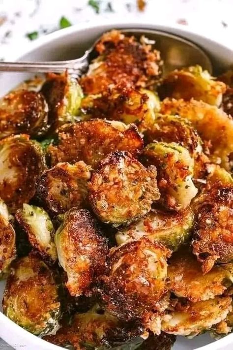 Brunch With Babs 🍜🍛 | GARLIC PARMESAN ROASTED BRUSSELS SPROUTS Brussel Sprout Recipes Roasted, Sprouts Recipe, Airfryer Recipes, Roasted Brussel, Roasted Brussels Sprouts, Sprout Recipes, Brussels Sprouts Recipe, Dandelion Recipes, Best Food Ever