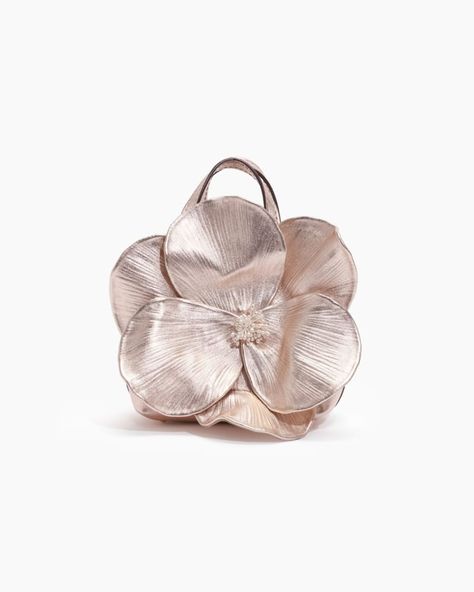 Large Flower Mini Matryoshka Bag - Ready-to-Wear | Carolina Herrera Elegant Handbag, Retro Purse, Floral Handbags, Floral Clutches, Wedding Purse, Bag Collection, Wedding Bag, Leather Flowers, Handbag Wallet