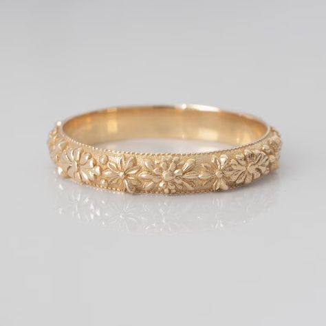 Solid Gold Wedding Ring, Detailed Gold Wedding Band, Vintage Band Ring, Wedding Rings Delicate, Wedding Bands Floral, Floral Engraved Ring, Carved Gold Ring, Gold Wedding Bands Women Unique, Antique Gold Wedding Ring