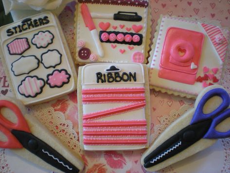 Scrapbook Cookies Decorated, Trendy Cookies, Craft Cookies, Travel Cookies, Decorated Biscuits, Cut Cookies, Royal Cookies, Theme Cookies, Lalaloopsy Party