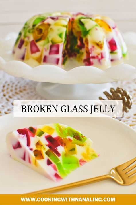 A jelly dessert that makes any festive occasion happier. Easy to make. Jelly Recipes Desserts, Christmas Biscuits Recipe, Jelly Slice, Retro Desserts, Jelly Desserts, Gelatin Recipes, Easy Christmas Treats, Eggless Recipes, Best Christmas Recipes