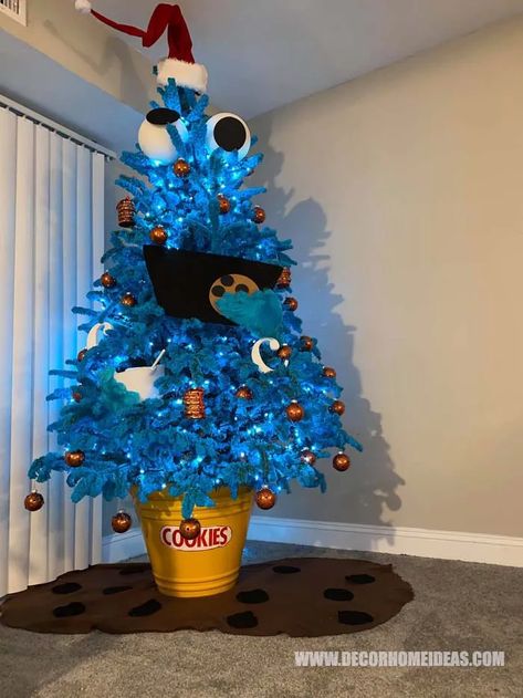 28 Best Non-Traditional Christmas Tree Ideas For 2021 | Decor Home Ideas Cookie Monster Party, Christmas Tree Decorating Themes, Blue Christmas Tree, Alternative Christmas Tree, Creative Christmas Trees, Unique Christmas Trees, Christmas Tree Inspiration, Christmas Themes Decorations, Traditional Christmas Tree