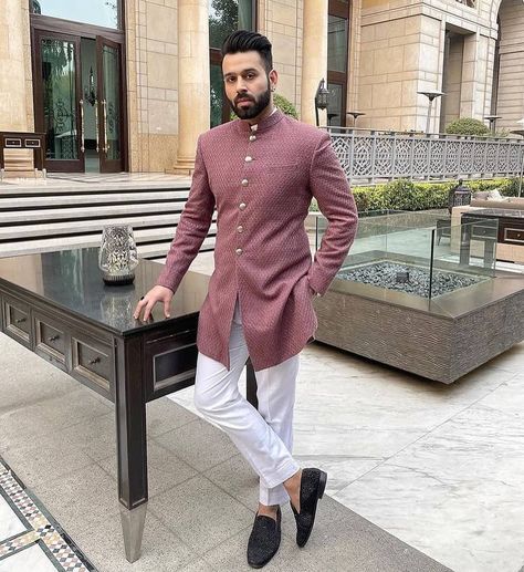 Outfit For Sangeet, Reception Dress For Men, Indo Western Outfits For Men, Traditional Indian Mens Clothing, Indian Wedding Suits Men, Jodhpuri Suits For Men, Indian Wedding Clothes For Men, Sherwani For Men Wedding, Wedding Kurta