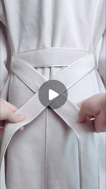 How To Tie A Romper Bow, How To Tie A Belt Bow On Pants, Knot For Dress, Pants Bow Tutorial, How To Tie A Cute Bow On Dress, How To Tie A Bow On A Jumpsuit, Tie Knot On Dress, How To Tie A Cloth Belt On A Dress, Perfect Bow Tutorial Clothes