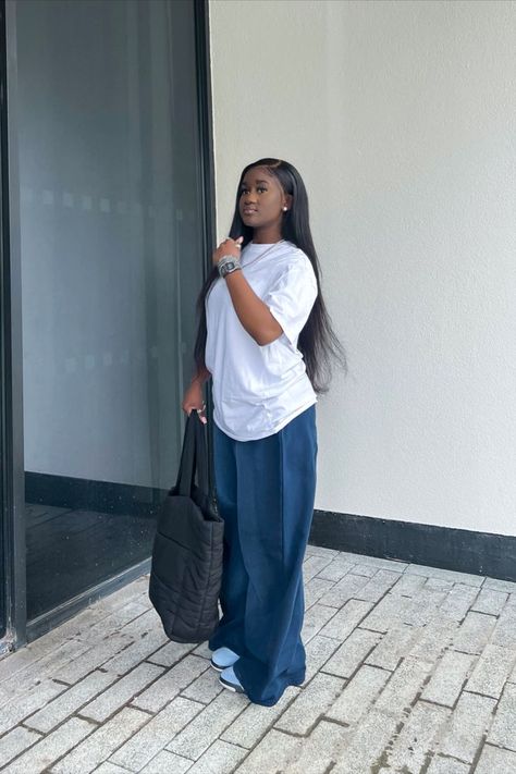 oversized white tshirt, wide leg joggers, jordan 4 Big Shirt Big Pants Outfit, Baggy Trousers Outfit, Big Pants Outfit, Modest Fashion Fall, Oversized Trousers, Trousers Outfit, Wide Leg Joggers, Jogger Pants Outfit, Big Pants