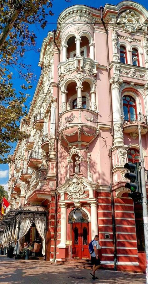 Old Italian Architecture, Dreamy Architecture, Cool Buildings, Art Nouveau Arquitectura, Pretty Buildings, Parisian Architecture, Luxury Collection Hotels, Famous Architecture, Odessa Ukraine