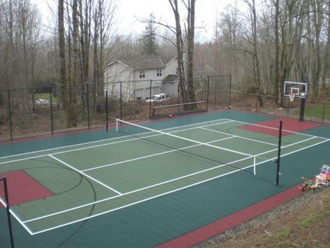 Basketball Tennis Court, Multipurpose Court Sports, Sport Court Backyard Ideas, Multisport Court, Tennis Basketball Court, Play Area Indoor, Kids Play Yard, Tennis Court Backyard, Outdoor Sports Court