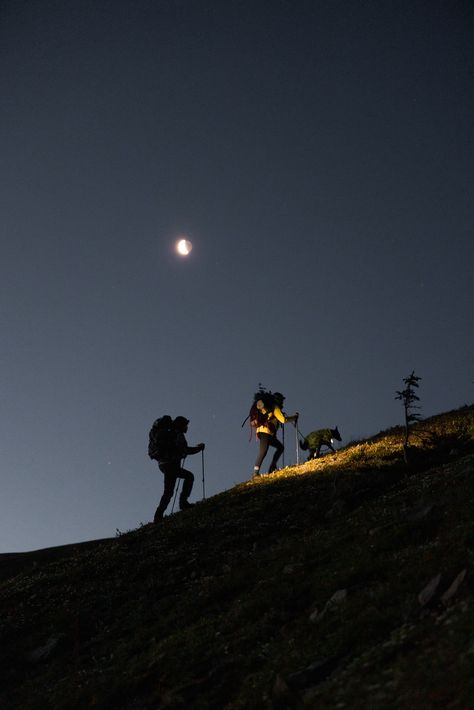 Night Hiking Aesthetic, Night Camping Aesthetic, Kananaskis Canada, Camping Elopement, Mt Pulag, Hike Aesthetic, Hike Photography, Night Hike, Willow Wolf