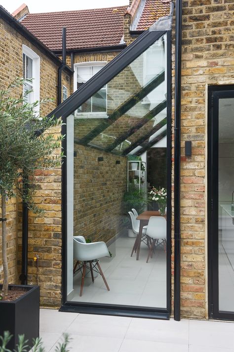 Narrow Side Extension, Narrow Side Extension Ideas, Lean To Roof Extension, Semi D Extension, Townhouse Extension Ideas, Side Porch Extension, Side Return Conservatory, Side Lean To Extension, Glass Side Extension